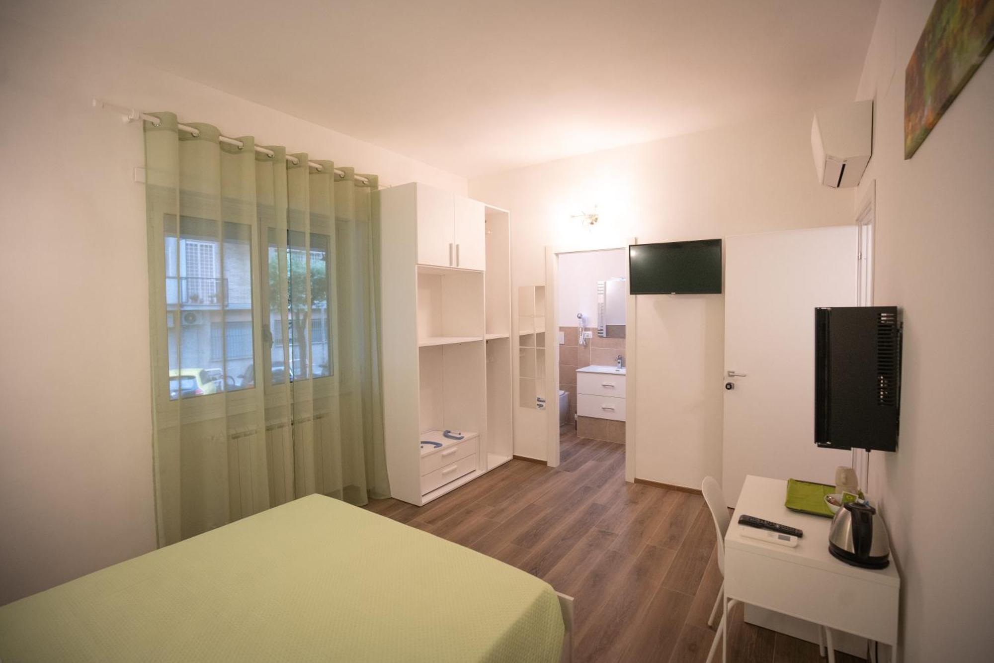 Romecoming Ostiense Guest House Екстериор снимка